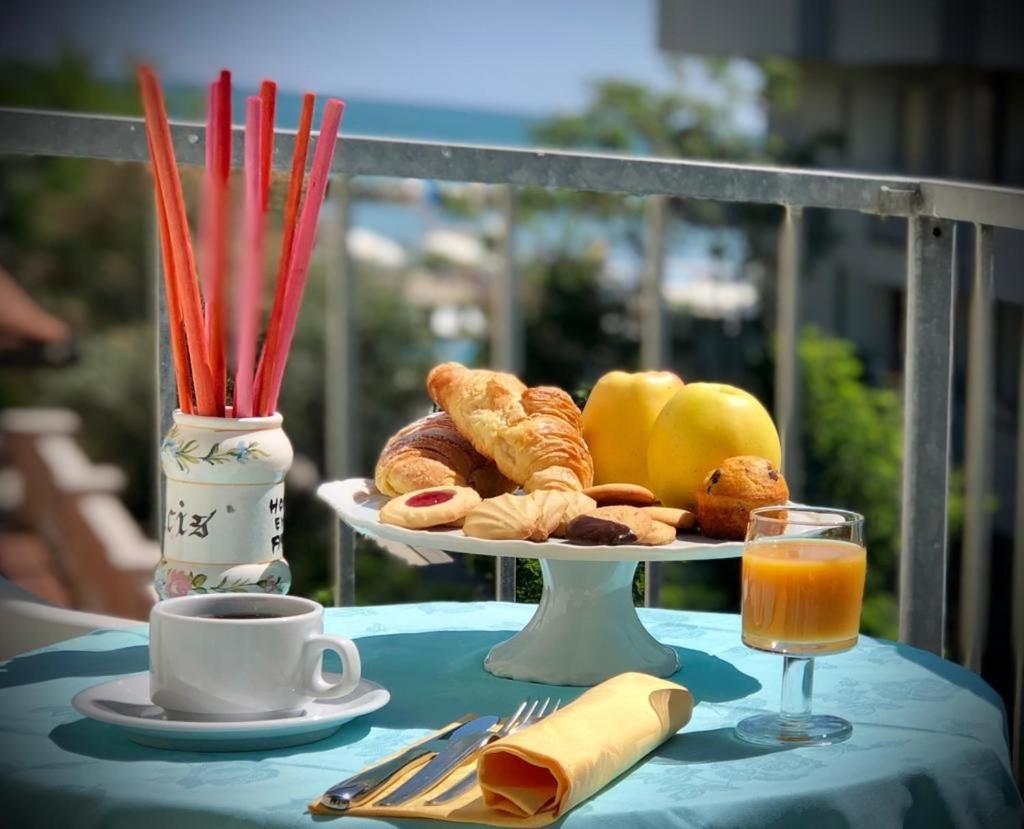 Hotel Villa Alexandra Bellaria-Igea Marina Eksteriør billede