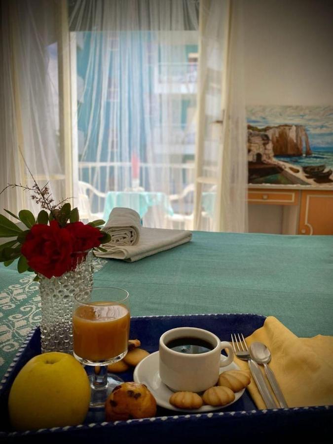 Hotel Villa Alexandra Bellaria-Igea Marina Eksteriør billede